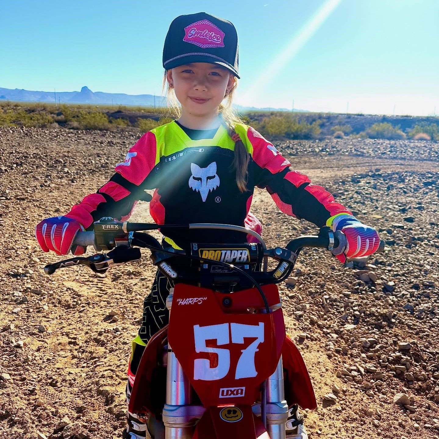 Pink Checkered Hydro