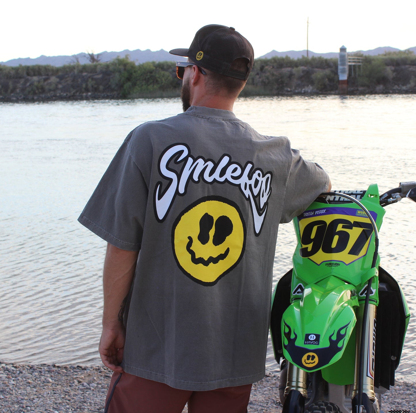 BIG FACE Tee