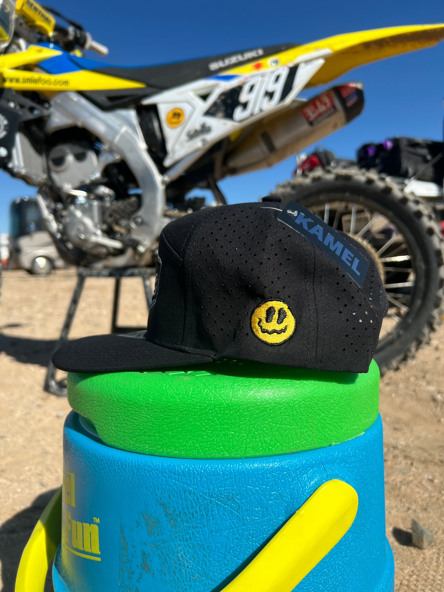 Checkered SMLEFOO Hydro